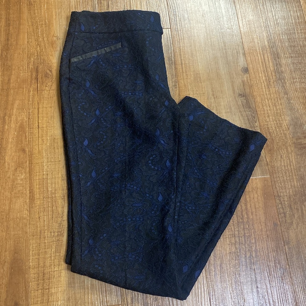 Black label by Chico’s black pants with blue lace overlay size 0